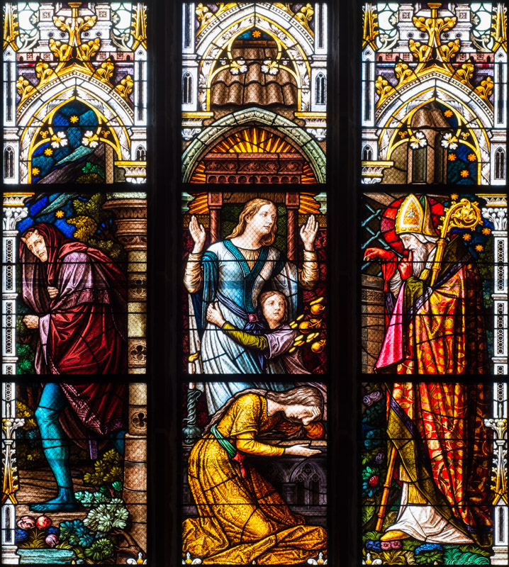 Die Mitgiftspende des Hl. Nikolaus  - Glasfenster in der Pfarrkirche St. Nikolaus Innsbruck (c) Spielmann
